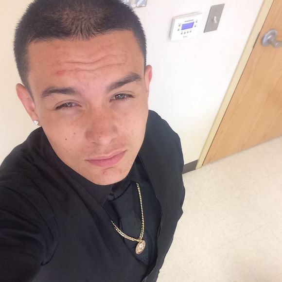 Meet your Posher, Manuel - Picture 1 of 1